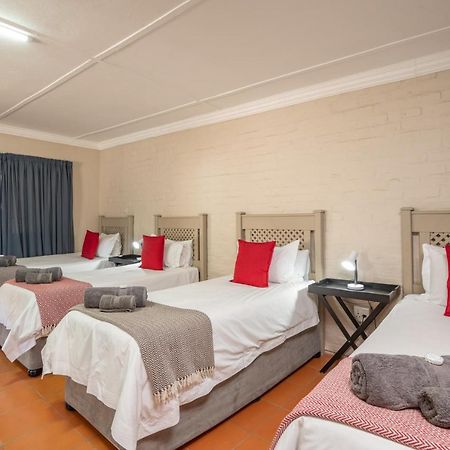 Cosy Cottages Guesthouse Potchefstroom Εξωτερικό φωτογραφία