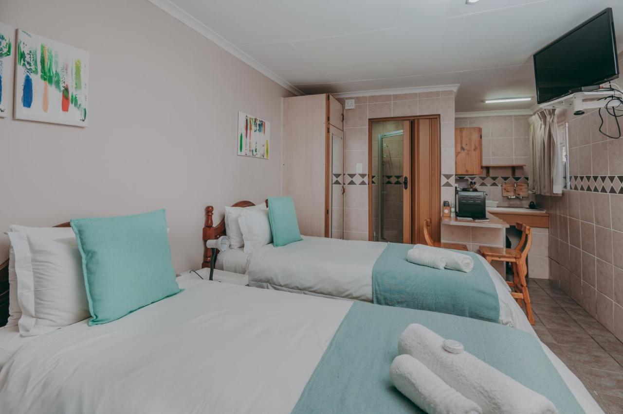 Cosy Cottages Guesthouse Potchefstroom Εξωτερικό φωτογραφία